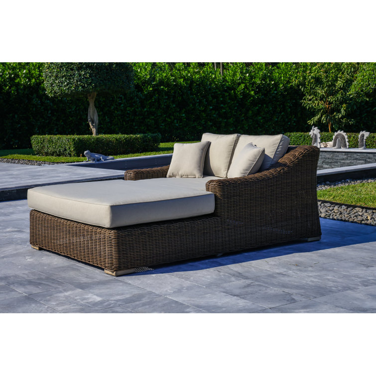 Twin sun online loungers